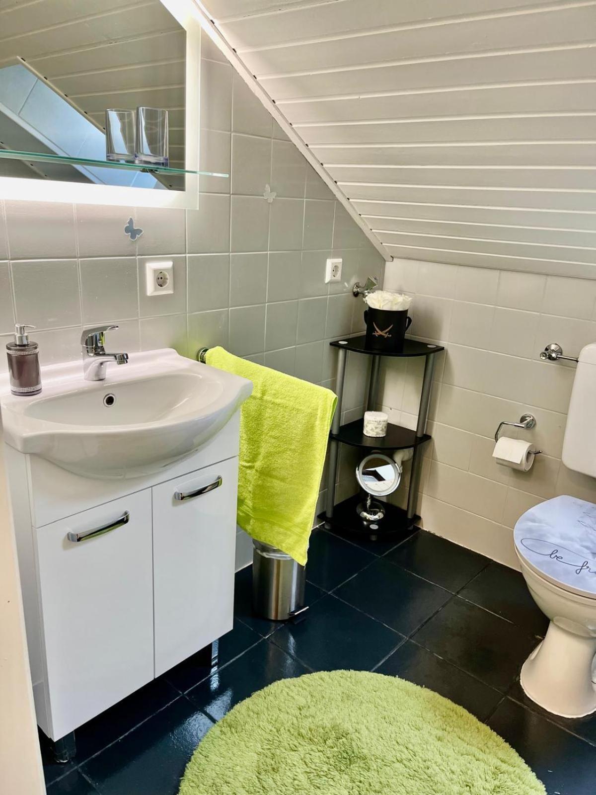 Zentrale Ferienwohnung Am Buhlschen Park In Deidesheim Extérieur photo